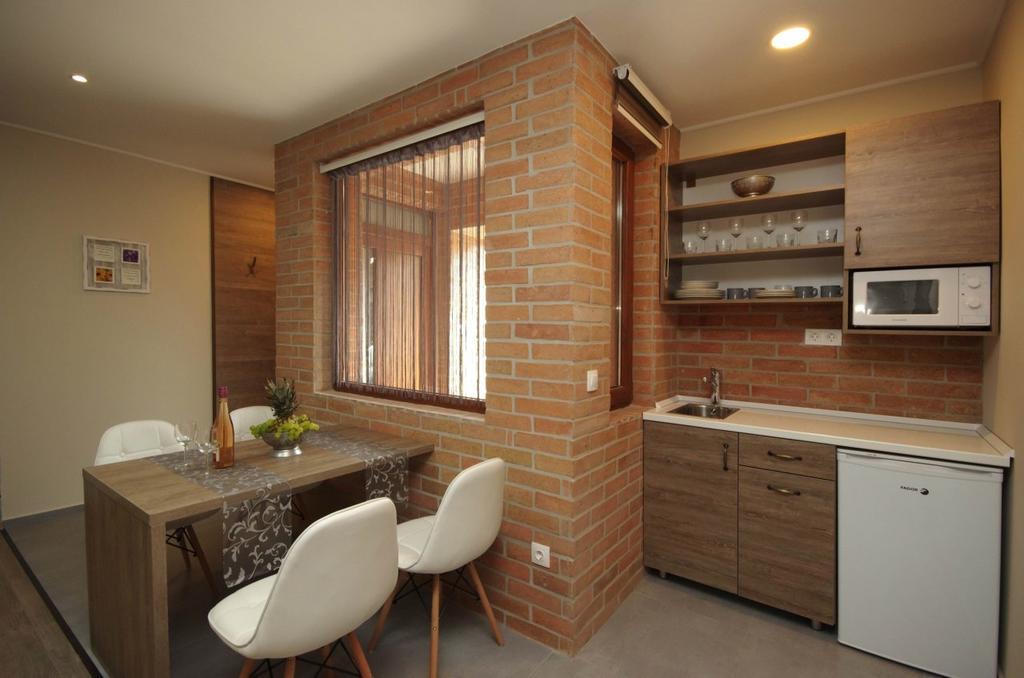 Mosoly Deluxe Apartman Дьюла Экстерьер фото