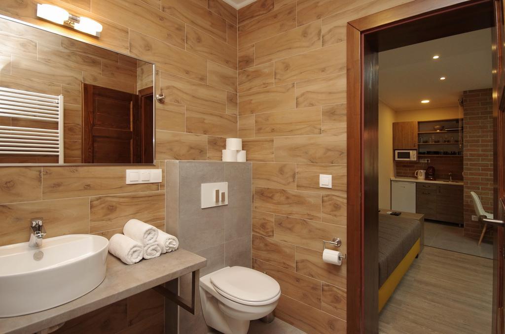 Mosoly Deluxe Apartman Дьюла Экстерьер фото